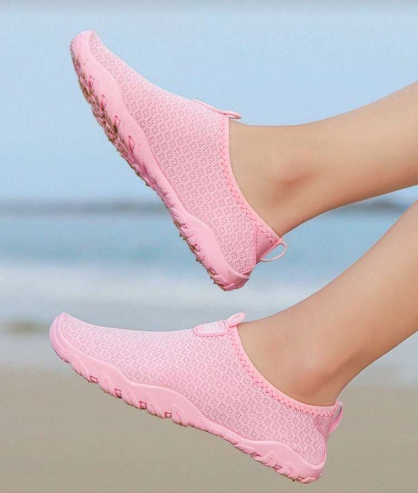 pink-Barefoot outdoor shoes
